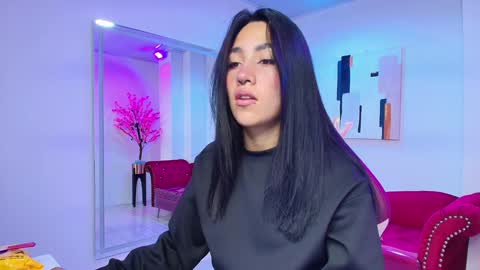 Leia.  online show from January 2025 11:17:01 AM