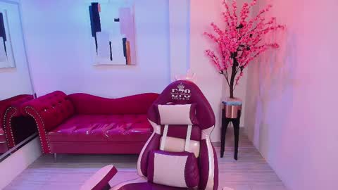 Leia.  online show from February 2025 02:25:02 PM