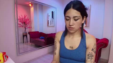 Leia.  online show from March 2025 05:22:02 PM