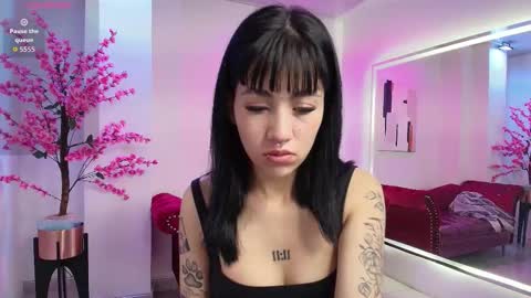 Leia.  online show from September 2025 11:21:01 AM