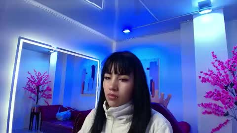 Leia.  online show from October 2025 11:02:01 AM