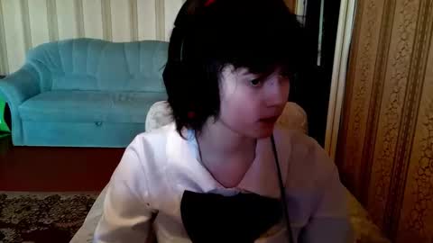 Snapshot of leigharedcross chatting on March 2026 08:07:01 AM Viola online show from March 2026 08:07:01 AM