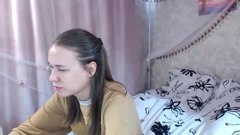 Snapshot of leila_bambi chatting on March 2026 09:56:02 AM leila_bambi online show from March 2026 09:56:02 AM