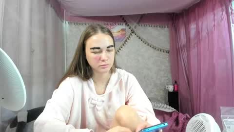 leila_bambi_ online show from May 2026 04:10:01 AM