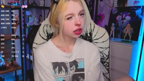 Leila online show from December 2025 05:08:02 PM