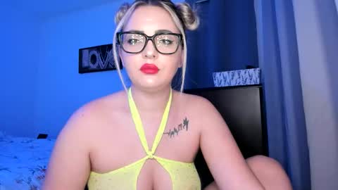 leilahot520 online show from March 2026 08:46:02 PM