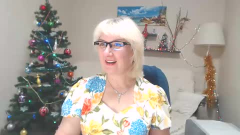 Snapshot of leilamays chatting on January 2025 11:12:02 AM Leila Kinky online show from January 2025 11:12:02 AM