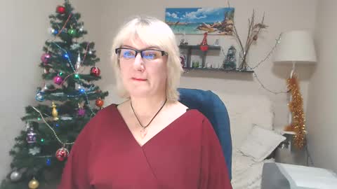 Snapshot of leilamays chatting on January 2025 12:35:01 PM Leila Kinky online show from January 2025 12:35:01 PM