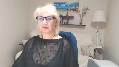 Snapshot of leilamays chatting on January 2025 05:48:01 AM Leila Kinky online show from January 2025 05:48:01 AM