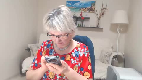 Snapshot of leilamays chatting on February 2025 04:11:01 AM Leila Kinky online show from February 2025 04:11:01 AM