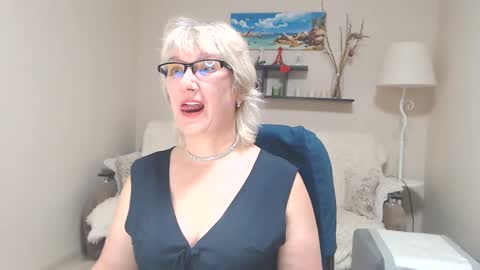 Snapshot of leilamays chatting on February 2025 12:08:01 PM Leila Kinky online show from February 2025 12:08:01 PM