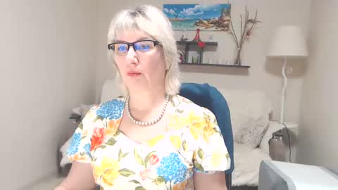 Snapshot of leilamays chatting on February 2025 05:52:01 AM Leila Kinky online show from February 2025 05:52:01 AM