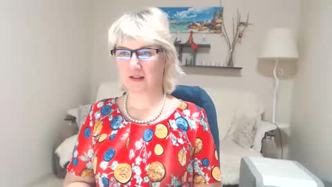 Snapshot of leilamays chatting on February 2025 06:10:02 AM Leila Kinky online show from February 2025 06:10:02 AM