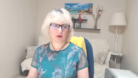 Snapshot of leilamays chatting on March 2025 04:41:01 AM Leila Kinky online show from March 2025 04:41:01 AM