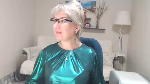 Leila Kinky online show from November 2025 05:06:01 AM