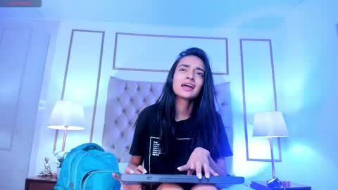leilani_x online show from September 2025 12:06:01 PM