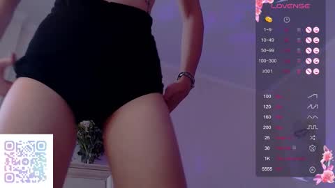 Snapshot of leilavanillla chatting on November 2025 02:26:01 AM Leila online show from November 2025 02:26:01 AM