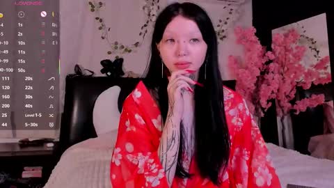 Lein online show from October 2025 12:13:01 AM