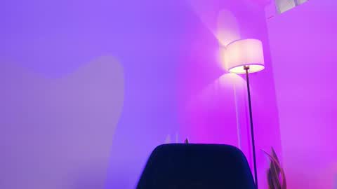 Snapshot of leja_ chatting on December 2025 05:33:02 PM Leja online show from December 2025 05:33:02 PM