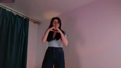 Luna online show from October 2025 02:14:01 PM