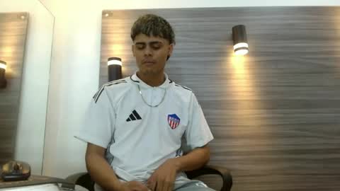 lelehott01 online show from July 2026 03:35:01 AM