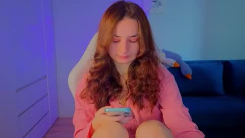 Lelia online show from September 2025 12:08:02 PM