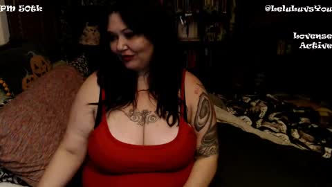 Snapshot of leluluvsyou chatting on December 2024 07:50:02 AM Lelu Fallas online show from December 2024 07:50:02 AM
