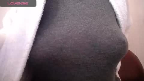 lenagolden online show from October 2025 12:09:01 PM