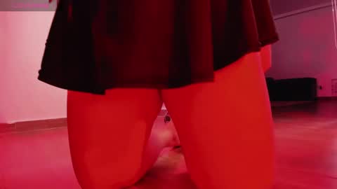 Lenna Kang online show from October 2025 07:47:02 PM