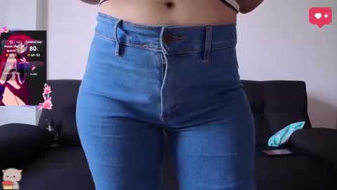 lena vargas online show from April 2026 06:36:02 PM