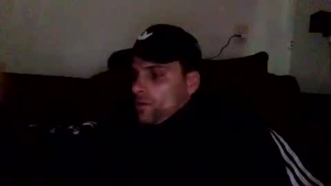 Snapshot of lendariokiss chatting on October 2025 12:09:02 PM Armando online show from October 2025 12:09:02 PM