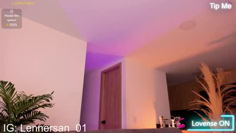 Snapshot of lennercollins_ chatting on February 2025 07:11:02 AM Lenner INDEPENDENT MODEL online show from February 2025 07:11:02 AM