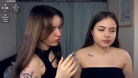 Snapshot of lenoimacyt chatting on November 2025 05:07:01 AM Hey hey our name is Mia Elfy Lovense is active time to play PVT IS OPEN online show from November 2025 05:07:01 AM