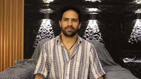 Snapshot of leo_diaz01 chatting on March 2026 12:23:02 AM Leo Diaz online show from March 2026 12:23:02 AM