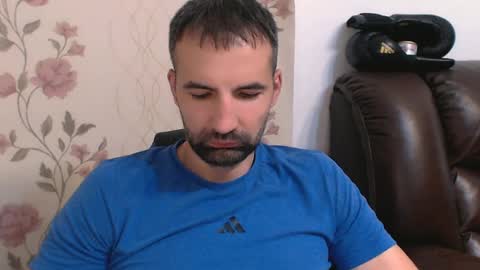 Snapshot of leo_gianni chatting on June 2026 02:18:02 PM Leo Gianni online show from June 2026 02:18:02 PM