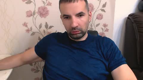 Snapshot of leo_gianni chatting on July 2026 09:18:01 AM Leo Gianni online show from July 2026 09:18:01 AM