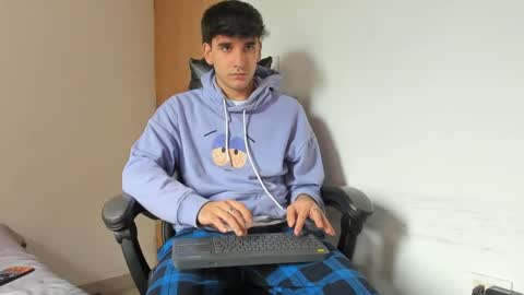 Leo Jones online show from September 2025 04:07:01 PM