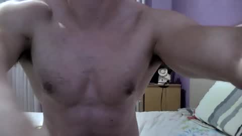 Snapshot of leo_pecs chatting on June 2026 07:19:02 PM LEO PECS online show from June 2026 07:19:02 PM