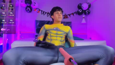 Leo online show from October 2025 04:23:02 AM