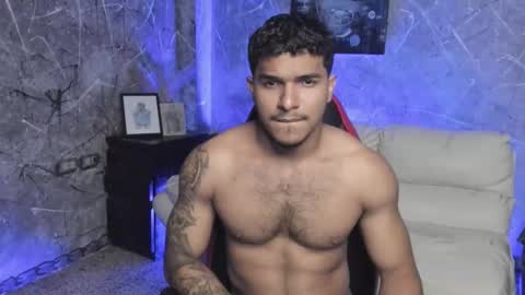 Leo independent model online show from October 2025 11:07:01 PM