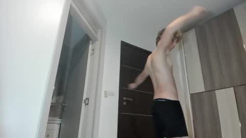 Snapshot of leo_wildd chatting on October 2025 04:46:01 PM leo_wildd online show from October 2025 04:46:01 PM