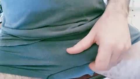 Snapshot of leon_pgorda chatting on December 2025 03:21:02 PM leon_pgorda online show from December 2025 03:21:02 PM