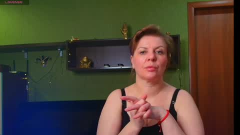 Leona tracie online show from April 2026 09:56:02 AM