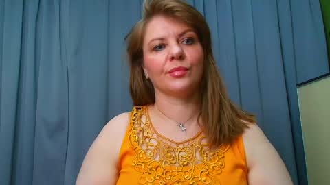 Leona tracie online show from May 2026 09:09:02 PM