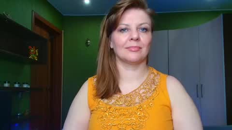 Leona tracie online show from May 2026 09:10:02 PM