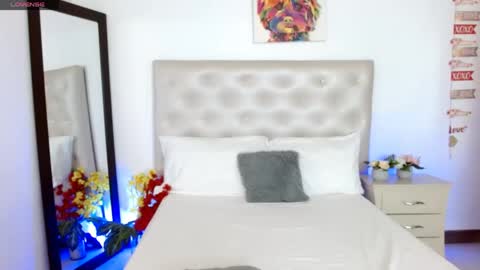 LUCY online show from April 2026 10:01:02 PM