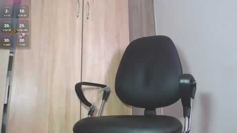 iam leonal online show from June 2026 06:23:01 PM