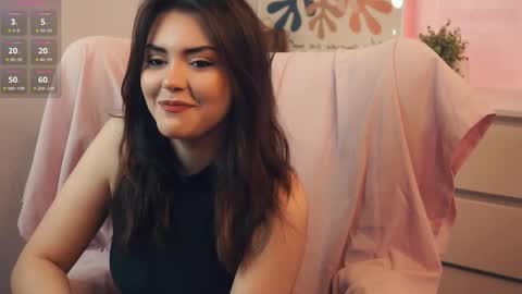 Mia online show from October 2025 07:31:02 AM