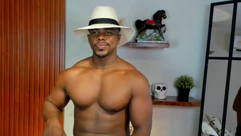 Snapshot of leonardo_jones1 chatting on September 2025 12:01:01 AM Leandro jones online show from September 2025 12:01:01 AM