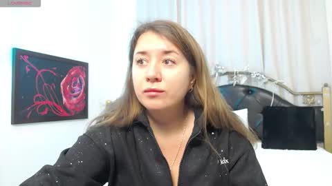 Leone Noir online show from December 2025 07:50:02 AM